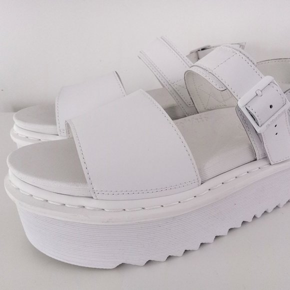 COPY - Dr. Martens Voss Mono Quad Sandals - NWT - US 9 - Picture 3 of 14